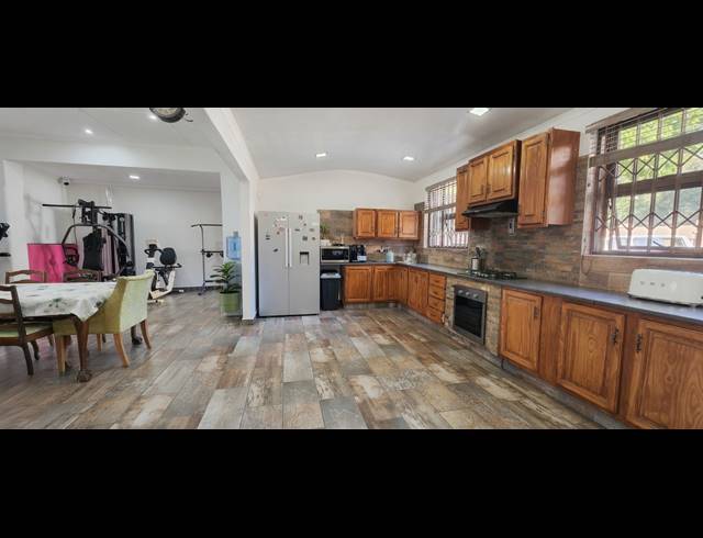 5 BEDROOM HOUSE FOR SALE IN SASOLBURG EXT 4